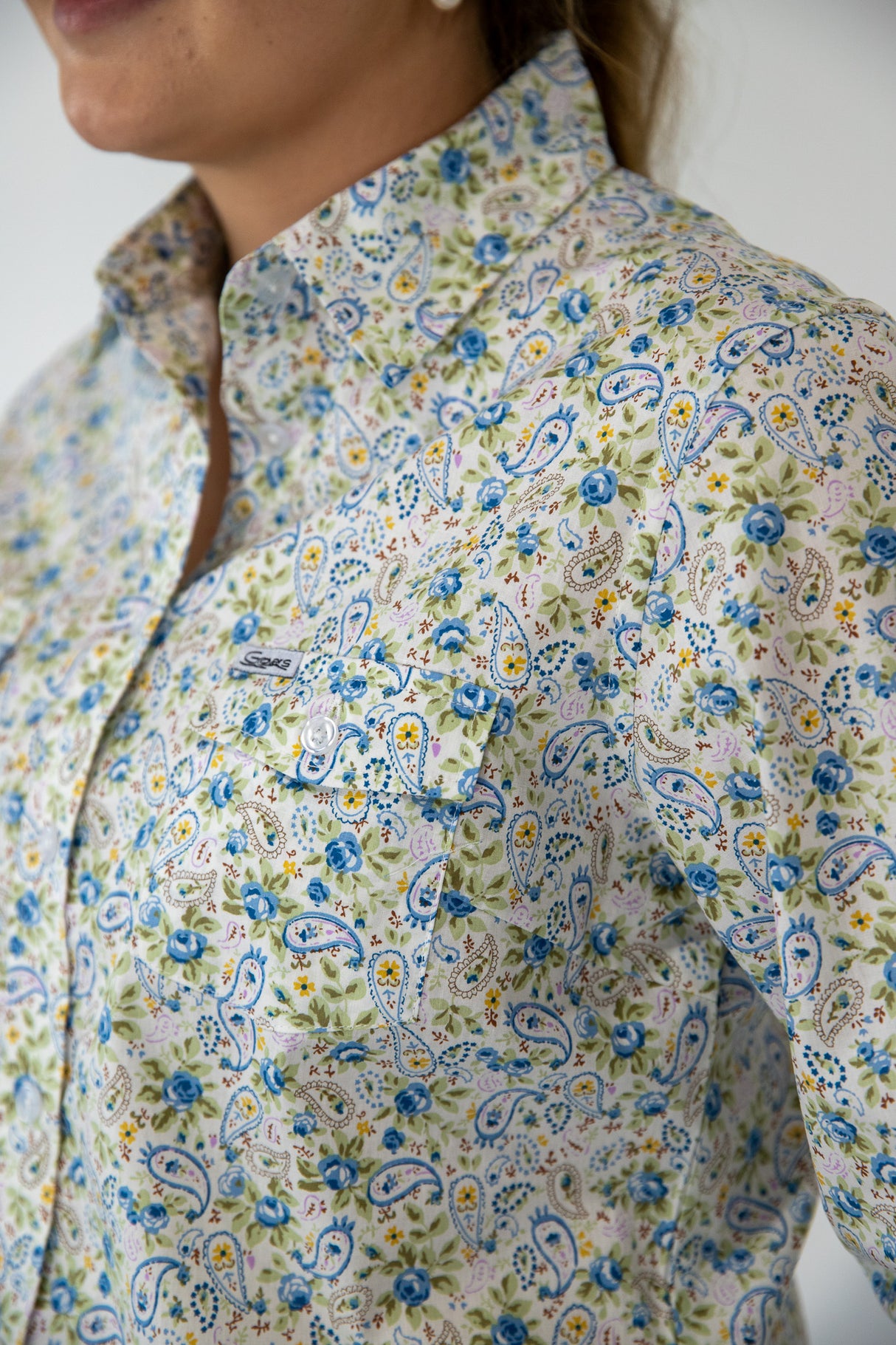 Debbie - Collared Long Sleeve Cotton Shirt