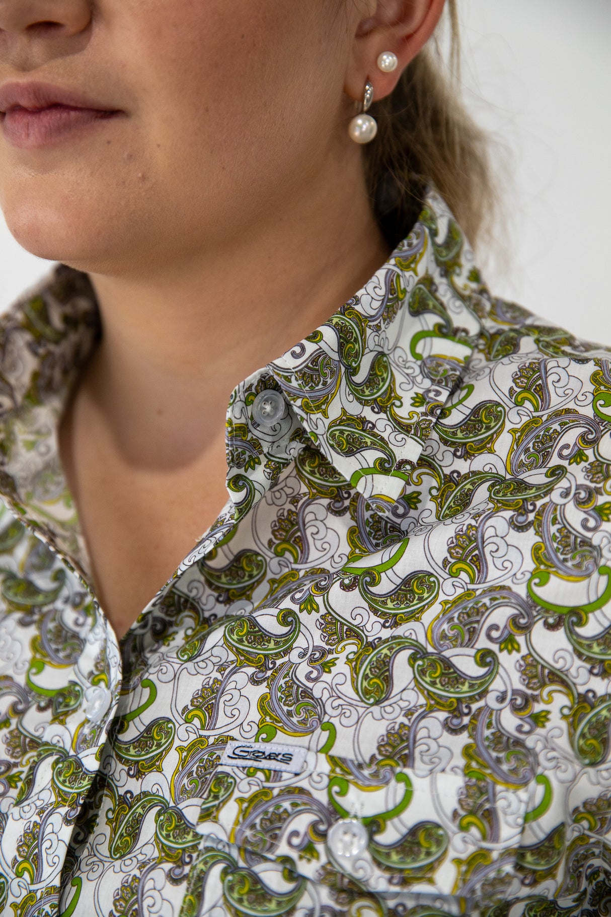 Erica - Collared Long Sleeve Cotton Shirt